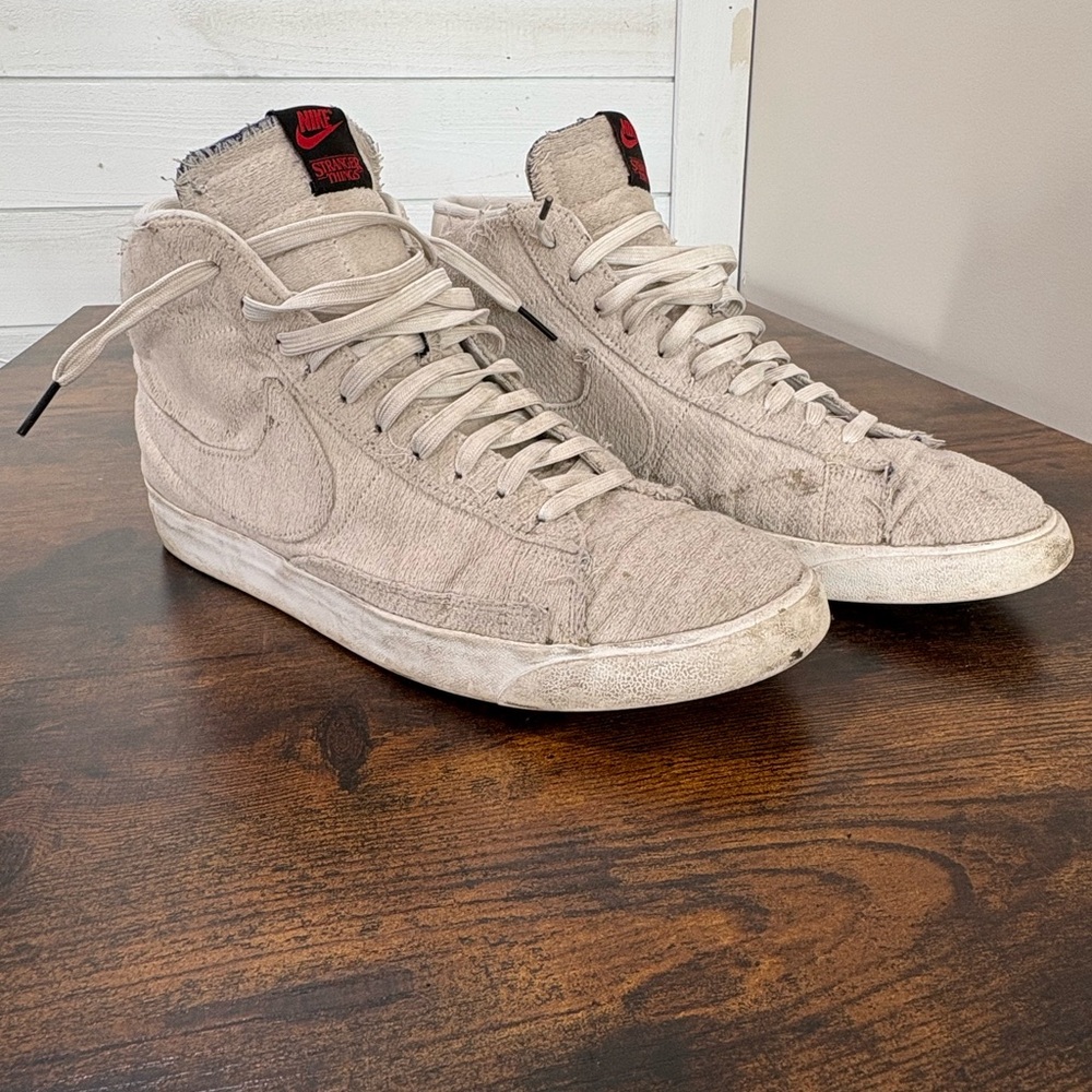 Nike Stranger Things x Blazer Mid QS 'Upside Down'